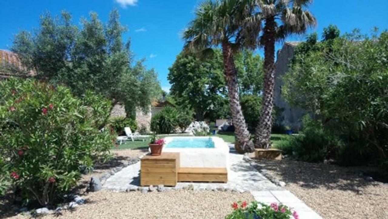 Bed and Breakfast Au Jardin D'Amphora Ginestas Esterno foto
