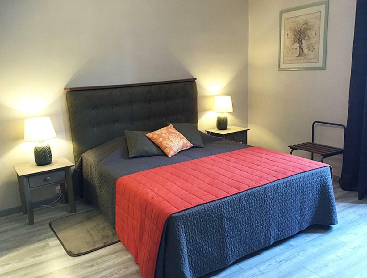 Bed and Breakfast Au Jardin D'Amphora Ginestas Esterno foto